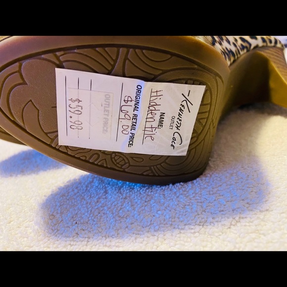 Brand New Super Gorgeous Fur Heels By KENNETH COLE - Box 60 - Picture 8 of 8